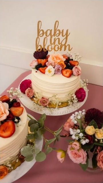 Floral baby shower cakes with fresh flowers